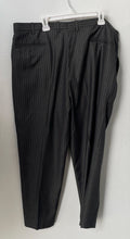 Load image into Gallery viewer, Bellezza Mens Gray Striped Flat Front Pockets Straight Leg Dress Pants Size 43R

