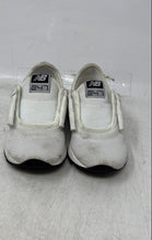 Load image into Gallery viewer, New Balance Boys 247 KL247WBP Black White Sneaker Shoes Size 11 No Insole
