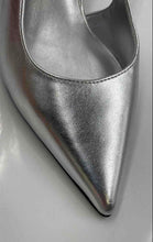 Load image into Gallery viewer, Karl Lagerfeld Womens Skylynn Silver Pointed Toe Slingback Sandals Size 5.5M
