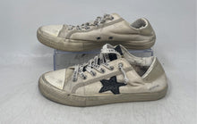 Load image into Gallery viewer, Vintage Havana Womens Alive White Black Lace-Up Low Top Sneakers Shoes Size 7.5

