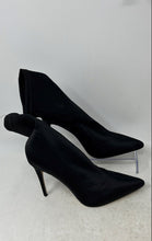 Load image into Gallery viewer, Aldo Womens Black Pointed Toe Pull-On Stiletto Heel Ankle Booties Size 7
