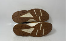 Load image into Gallery viewer, Nike Mens Air Huarache 318429-202 Brown Lace-Up Tennis Running Shoes Size 12
