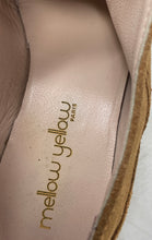 Load image into Gallery viewer, Mellow Yellow Paris Womens Brown Suede Round Toe Low Top Oxford Shoes Size 38
