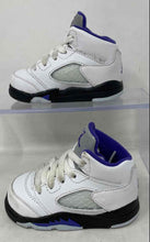 Load image into Gallery viewer, Authentic Nike Boys Air Jordan 5 Retro White Basketball Shoes Size 4C In Box
