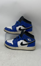 Load image into Gallery viewer, Nike Boys Air Jordan 1 Mid DQ8423-402 Black White Blue Basketball Shoes Sz 6.5Y
