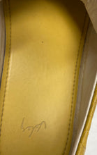 Load image into Gallery viewer, Velez Mens Yellow Leather Round Toe Lace-Up Casual Sneaker Shoes Size EU 39
