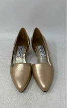 Load image into Gallery viewer, Sergio Zelcer Womens Gold-Tone Leather Slip-On Kitten D'Orsay Heels Size 6M
