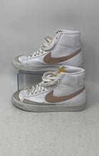 Load image into Gallery viewer, Nike Womens Blazer Mid 77 Vintage White Leather Lace-Up Sneaker Shoes Size 6
