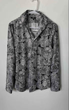 Load image into Gallery viewer, Express Mens 1MX Black White Floral Long Sleeve Slim Fit Button-Up Shirt Size XS
