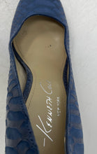 Load image into Gallery viewer, Kenneth Cole Womens Dark Blue Animal Print Slip-On Closed Toe Pump Heels Size 6M
