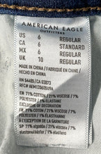 Load image into Gallery viewer, American Eagle Womens Blue Denim Dark Wash Stretch Skinny Leg Jeans Size 6
