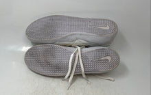 Load image into Gallery viewer, Nike Mens Ishod Wair Premium SB DQ4558-111 Beige Gray Sneaker Shoes Size 13
