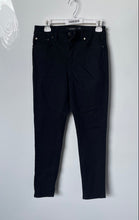 Load image into Gallery viewer, Lauren Ralph Lauren Womens Black Denim Dark Wash Stretch Skinny Jeans Pants Sz 4
