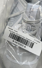 Load image into Gallery viewer, Nike Womens Quest 5 DD9291-100 White Silver Low Top Lace-Up Sneakers Shoes Sz 8
