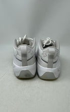 Load image into Gallery viewer, Nike Mens Max Aura 7 HQ2091-105 White Lace-Up Sneaker Shoes Size 13
