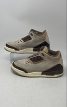 Load image into Gallery viewer, Nike Kids Air Jordan 3 Retro DM0967 Brown Suede Lace-Up Sneaker Shoes Size 6.5Y
