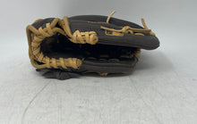 Load image into Gallery viewer, Rawlings Brown Sporting Equipment Highlight Series Baseball Glove 10 Inch
