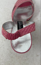 Load image into Gallery viewer, Pempinello Womens Pink Snakeskin Print Leather Slingback Sandals Size EUR 38
