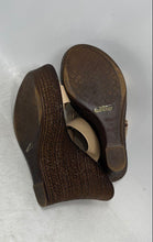 Load image into Gallery viewer, Italian Shoemakers Womens Rosy Tan Brown Wedge Heel Slip-On Slide Sandals Size 7
