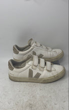 Load image into Gallery viewer, Veja Womens Recife White Leather Low Top Hook &amp; Loop Sneaker Shoes Size 10
