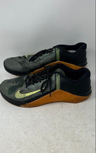 Load image into Gallery viewer, Nike Mens Metcon 6 CK9388-032 Black Green Low Top Lace-Up Sneaker Shoes Size 11

