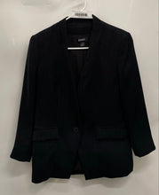 Load image into Gallery viewer, DKNY Womens Black Long Sleeve Pockets Formal One-Button Blazer Size 4

