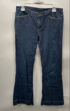 Load image into Gallery viewer, Banana Republic Womens Blue Dark Wash Denim Bootcut Leg Jeans Pants Size 6
