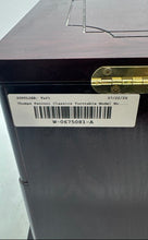 Load image into Gallery viewer, Thomas Pacconi Classics Model TPC-MSE-700-CH Brown Turntable Not Tested
