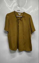 Load image into Gallery viewer, Nine West Womens Mustard Short Sleeve Tie Ruffle Neck Blouse Top Size XL
