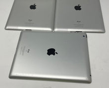 Load image into Gallery viewer, Lot Of 3 Pcs Apple iPad 3rd Gen A1416 Silver iOS Tablets Not Tested For Parts
