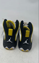 Load image into Gallery viewer, Nike Kids Jordan Pro Strong White Yellow Black Lace-Up Sneaker Shoes Size 4.5Y

