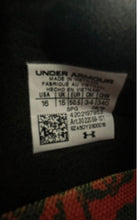 Load image into Gallery viewer, Under Armour Mens Harper 4 Low ST 3022059-101 Black White Baseball Cleats Sz 16
