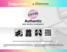 Load image into Gallery viewer, Authentic Nike Boys Air Jordan Max Aura Black White Sneaker Shoes Sz 7Y Damaged
