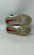 Load image into Gallery viewer, Nike Kids Team Hustle D10 FlyEase DD7303-005 Multicolor Basketball Shoes Size 6Y
