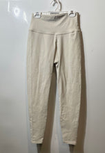 Load image into Gallery viewer, Alo Womens Beige Elastic Waist Pull-On Skinny Leg Ankle Leggings Size XS
