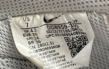 Load image into Gallery viewer, Nike Womens Air Force 1 '07 DD8959-100 White Lace-Up Sneaker Shoes Size 7
