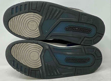 Load image into Gallery viewer, Authentic Nike Mens Black Blue Gray Sneaker Shoes Size 8.5 Damaged Exterior

