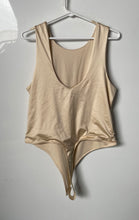 Load image into Gallery viewer, Divided By H&amp;M Womens Cream Sleeveless Scoop Neck Bodysuit Tank Top Size XL

