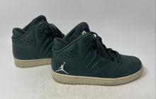 Load image into Gallery viewer, Nike Mens Air Jordan 1 Flight 4 820135-300 Green Lace-Up Basketball Shoes Size 9
