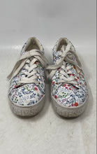 Load image into Gallery viewer, Guess Womens WGASTRAY-R Multicolor Floral Print Lace-Up Sneakers Shoes Size 7.5M
