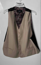 Load image into Gallery viewer, Statement Mens Gray Pockets Sleeveless Button Front Suit Vest Size 50R
