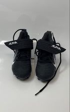 Load image into Gallery viewer, Nike Boys Alpha Menace Varsity 2 AV1176-100 Black Lace-Up Football Cleats Sz 1Y
