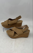 Load image into Gallery viewer, Clarks Womens Annadel Eirwyn Beige Open Toe Wedge Heel Slingback Sandals Size 7W
