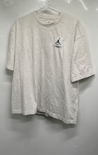 Load image into Gallery viewer, Nike Mens Light Gray Short Sleeves Crew Neck Pullover T-Shirt Size Medium
