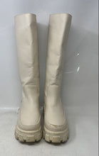 Load image into Gallery viewer, Circus By Sam Edelman Womens Dollie White Round Toe Platform Boots Size 6.5M
