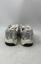 Load image into Gallery viewer, Nike Womens Air Pegasus 2K5 HJ310-025 Silver Lace-Up Running Shoes Size 7
