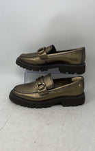 Load image into Gallery viewer, Carmela Essential Love Womens Metallic Gold Leather Platform Loafer Shoes Sz 40

