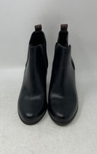 Load image into Gallery viewer, Michael Kors Womens Evaline Black Leather Pull-On Chelsea Boots Size 7.5M
