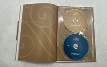Load image into Gallery viewer, This Is Opera Pagliacci By R. Leoncavallo Book CD And DVD Set Spanish Version
