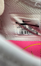 Load image into Gallery viewer, Nike Womens Air Max Motion 2 CI6515-100 Multicolor Running Shoes Size 9
